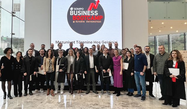 Business Bootcamp 3. dönem mezunlarını verdi