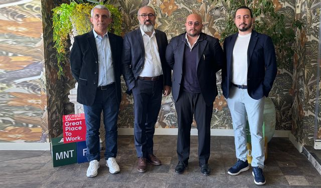 IAS, 35 yaşında