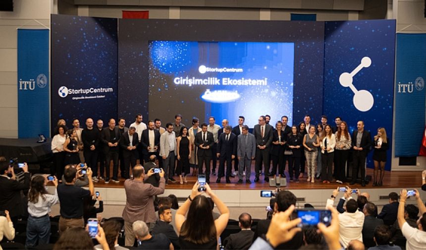 StartupCentrum Girişimcilik Ekosistemi Ödülleri verildi