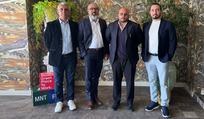 IAS, 35 yaşında