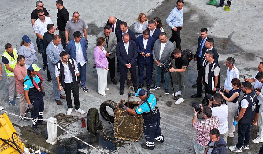 İBB’den Marmara Denizi’nde derin temizlik